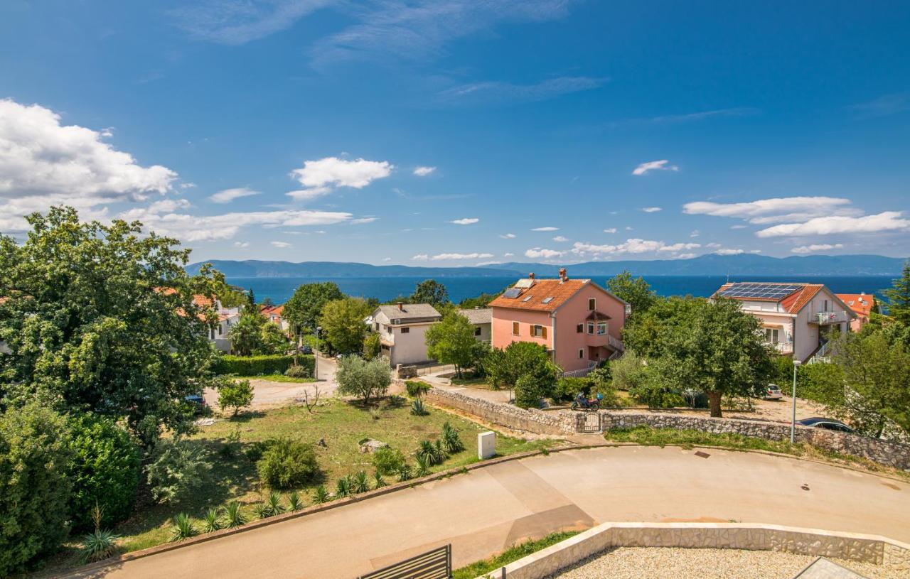 Vila Stemark Njivice Buitenkant foto